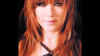 Watch Vanessa Amorosi Somewhere In The Real World video