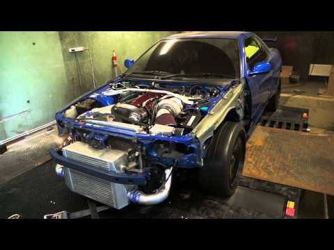 Street Strip Skyline R34 dyno