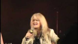 Watch Bonnie Tyler Darlin video