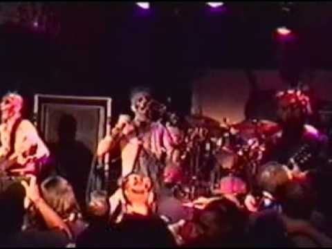 Mudvayne - Under My Skin (live)