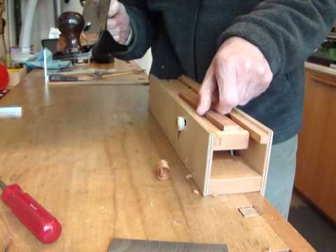 Hand plane thicknesser woodworking gadget - YouTube