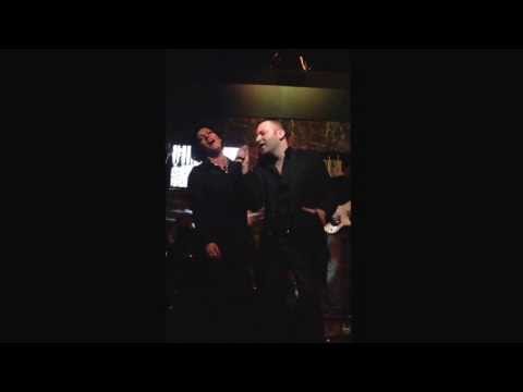 Sedat Yüce ve misafirimiz Aslı Zen ROX CLUB canlı canlı Çarşamba gecelerinden bir performans Sedat Yüce ve misafirimiz Aslı Zen ROX CLUB canlı canlı Çarşamba gecelerinden bir performans klip izle