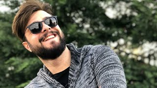 Laflarıyla Kafa Atan Adam - Aykut Yavuz