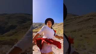 Cholita Liz Zapateando