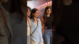 Navya Naveli Nanda Along With Her Friends Suhana Khan And Shanaya Kapoor At Movie Event Throwback