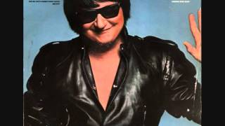 Watch Roy Orbison Movin video