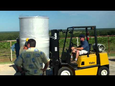 New Tank arrives at Blue Ostrich Winery & Vineyard