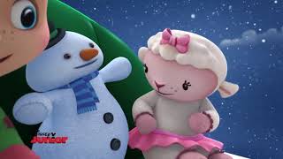 Disney Junior, Cest Noël La Chanson De Docteur La Peluche