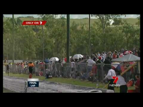 MINI Challenge crash @ Ipswich 300 - pt2