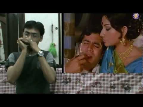 Chingari Koi Bhadke (Harmonica by Ujjal Dutta).avi