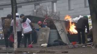 Видео 1 2 20 02 2014 утро КИЕВ ул Институтская РАССТРЕЛ протестующих УДАР от Сидор Лютый, 2-я Институтская улица, Москва, Россия
