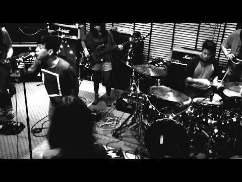 Supersub - Live In Studio - Everybody's Changing thumb