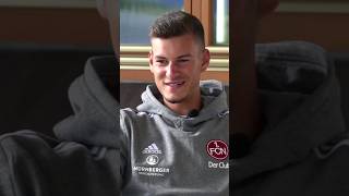 lJzaQgf_eck Video Image