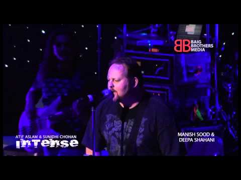 Atif Aslam performing Aadat with Todd Shea