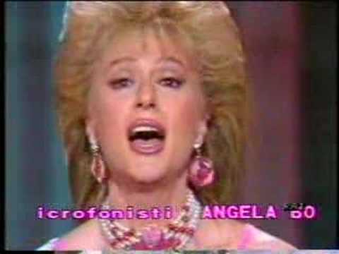 Loretta Goggi - Non La Puoi Chiamare Vita