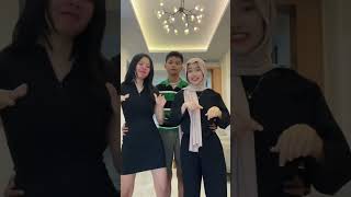 Dilema Solehah Atau Solehot