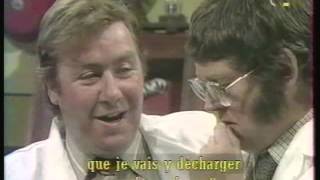 NAKED british humour (sous-titres français)