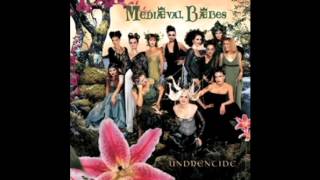 Watch Mediaeval Baebes Veni Coronaberis video