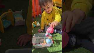 Küçük Kız Ayağı Takıldı
