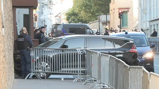 Arrivée De La Voiture De Nicolas Sarkozy À La Prison De La Santé Afp Images