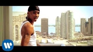 Trey Songz - Can'T Help But Wait [Official Music Video]