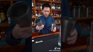 Ti̇ktok Barmen Muhteşem Kokteyl