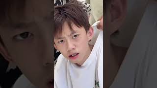 一碗水真的能端平吗?不能也得能!#四小只吖 #日常 #搞笑 #搞笑家庭 #姐弟 #家庭生活