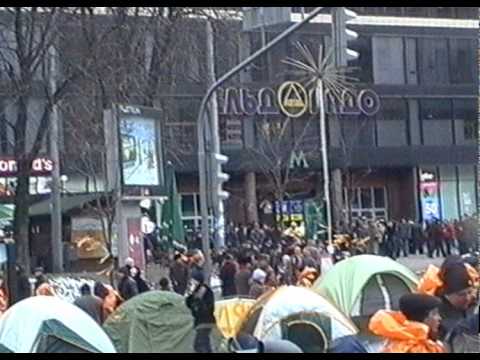 Хроники Майдана 1 - инсайдерские съемки в Киеве 2004.avi