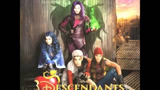 Watch Dove Cameron Set It Off video