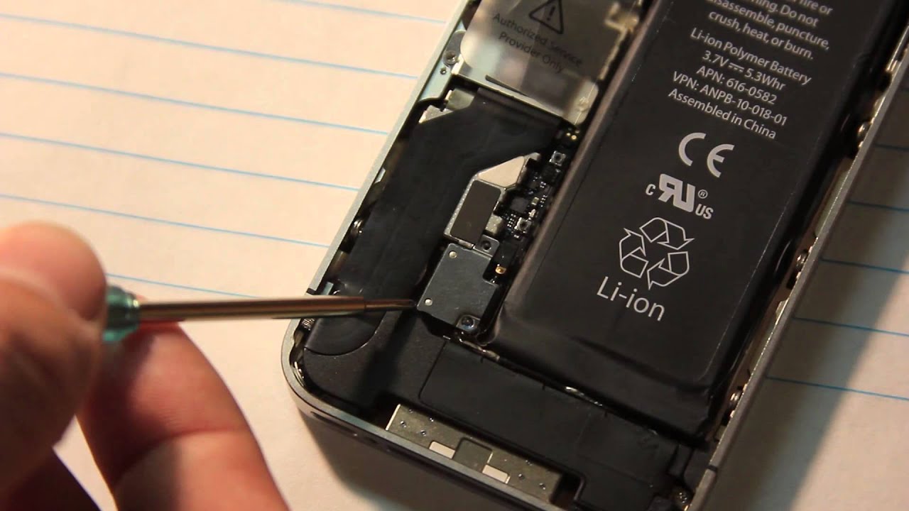 How to Replace the Battery in an iPhone 4/4S - YouTube