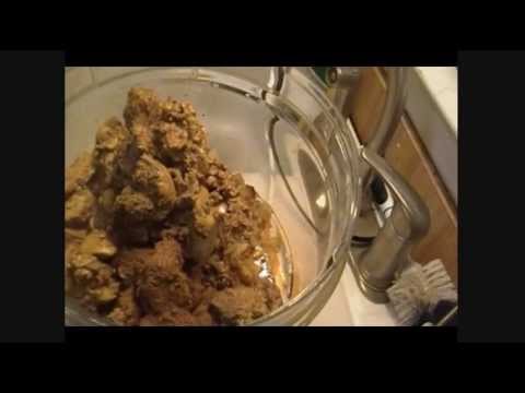 VIDEO : chicken liver pate recipe!! noreen's kitchen - http://www.noreenskitchen.com http://www.noreenskitchenholidayhelper.blogspot.com for more festivehttp://www.noreenskitchen.com http://www.noreenskitchenholidayhelper.blogspot.com for ...