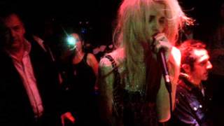 Watch Sky Ferreira Rancid Girl video