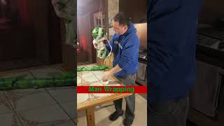 Men Vs Women - Wrapping Christmas Presents
