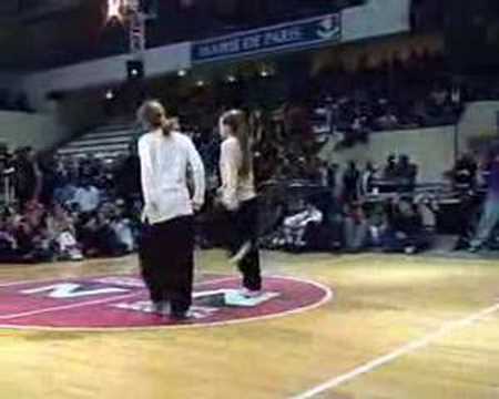 POPPING BATTLE - salah and dammon vs 2 girls