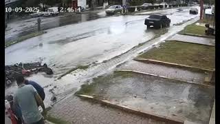 Di̇kkat A Düşebi̇li̇rsi̇n