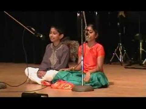Veenaiyadi Nee Enakku