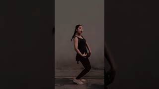 Pink Venomo Viral Song