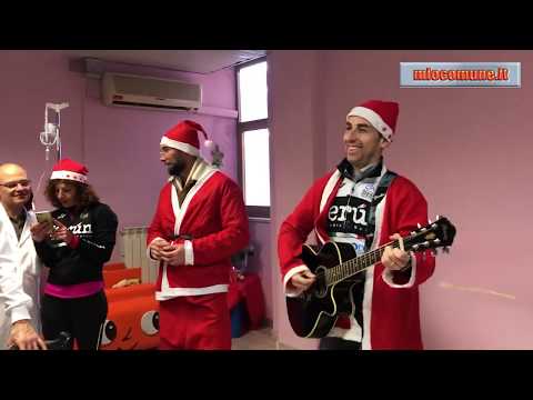 Cetraro, squadra Terùn: regali e sorrisi in ospedale