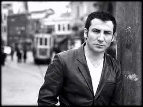 FERHAT GÖÇER - SARIL BANA 2013 FERHAT GÖÇER - SARIL BANA 2013 klip izle
