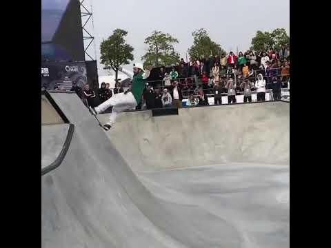 This run from @pedrobarrossk8 is absolutely ridiculous 📹: @italopenarrubia | Shralpin Skateboarding