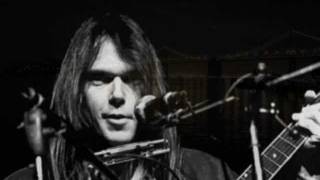 Watch Neil Young Midnight On The Bay video