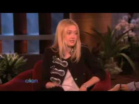 Dakota Fanning visits Ellen for New moon. Plus: Never before seen new moon dakota fanning 2009 new moon. Dakota Fanning visits Ellen for New moon. Plus: Never before seen new moon