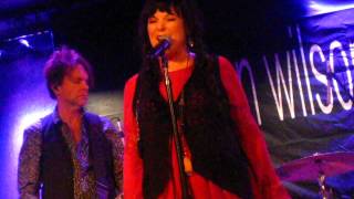 Watch Ann Wilson Isolation video