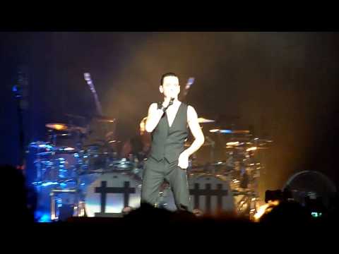 DEPECHE MODE - MASTER AND SERVANT CONCIERTO EN MONTR