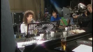 Watch Queen Noone But You video