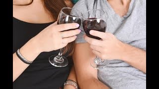 Sex za střízliva? Češi „to“ bez alkoholu nezvládají, říkají odborníci