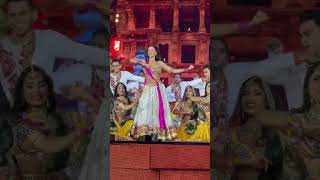 Ananya Panday Lights Up The Stage 70Th Hyundai Filmfare Awards 2025 Filmfare Gujarat