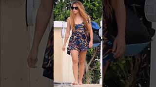 Shakiras Best Fashion Looks