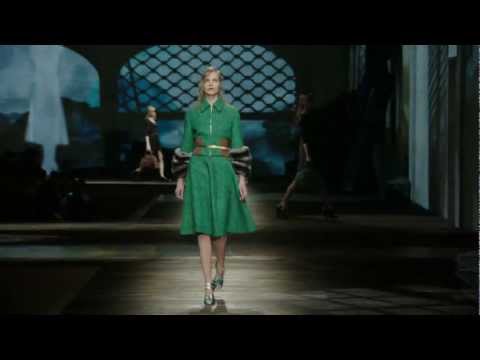 Prada Fall/Winter 2013 Womenswear Show #15