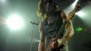 Watch Nuno Bettencourt Space video